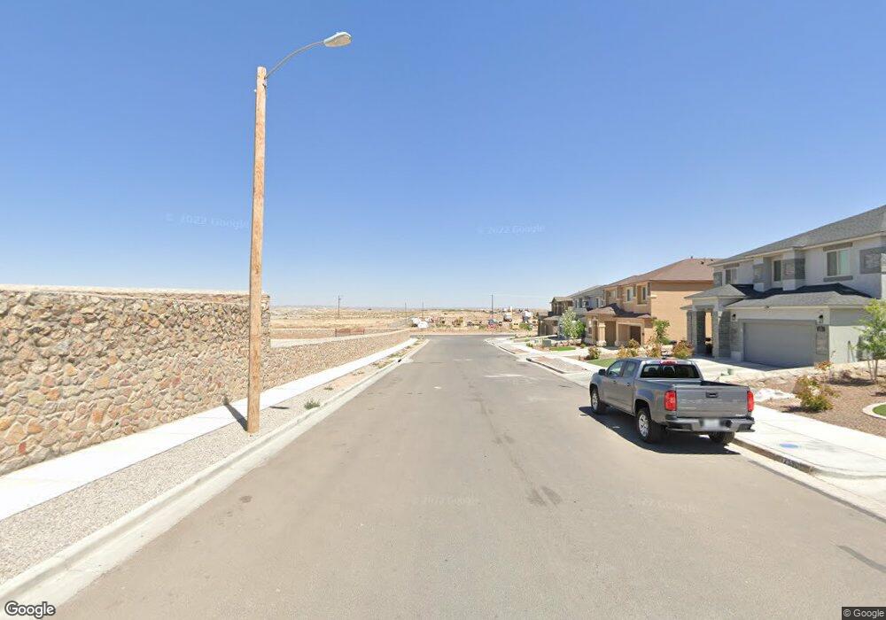 802 Blinkers Dr, El Paso, TX 79928 - photo 1