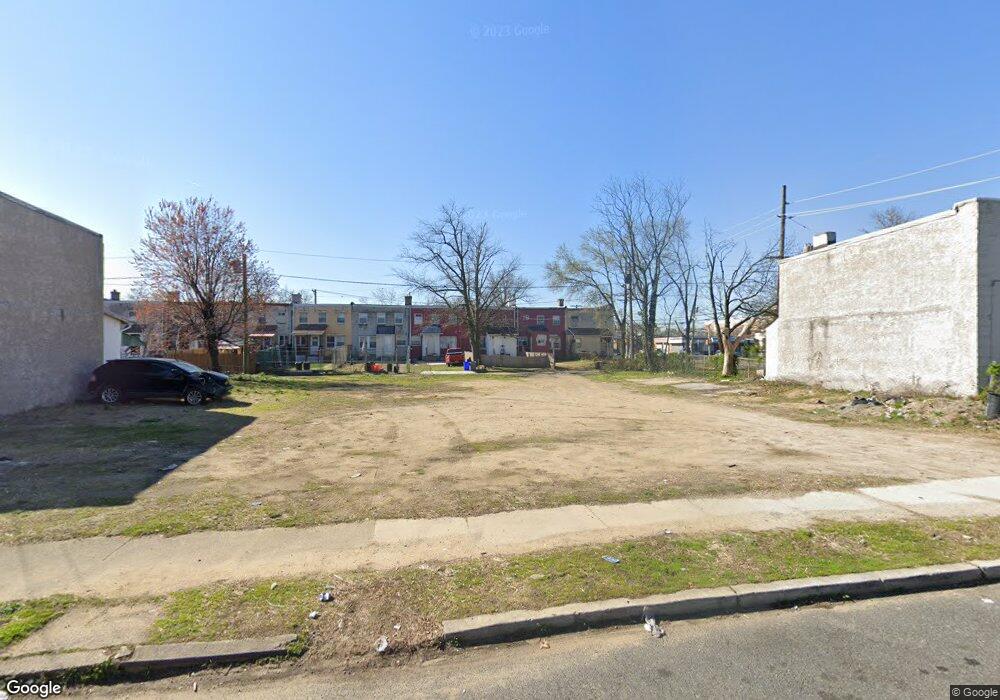 806 Tulip St, Camden, NJ 08104 - photo 1