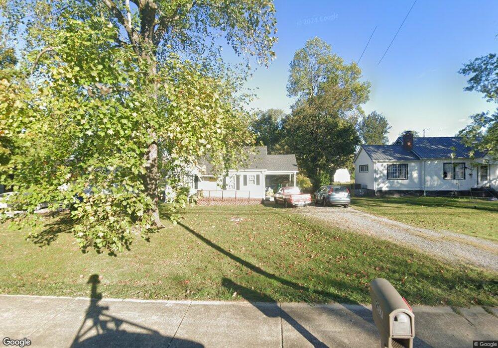 1207 S Cannon Blvd, Shelbyville, TN 37160 - photo 1