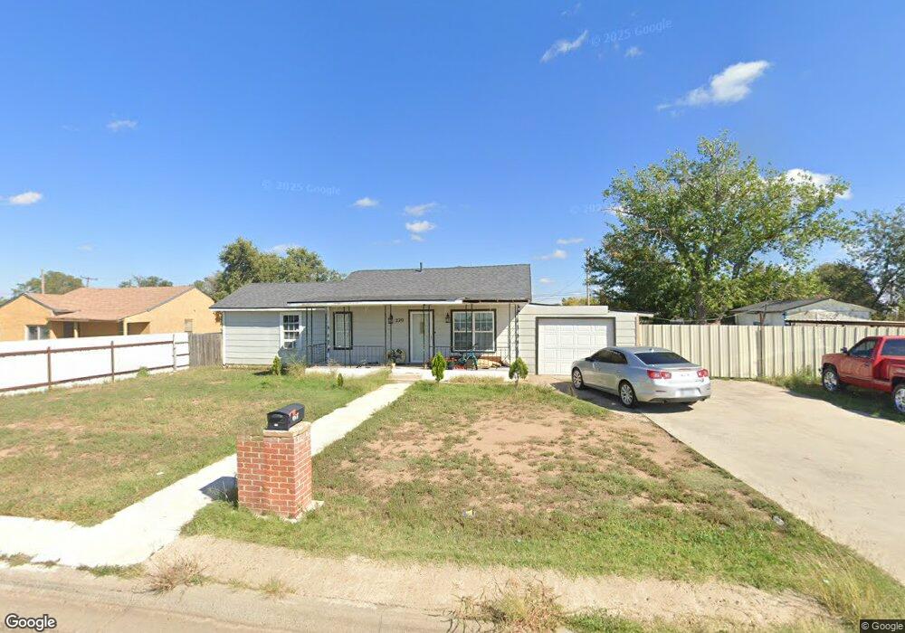 220 N Birge Ave, Dumas, TX 79029 - photo 1