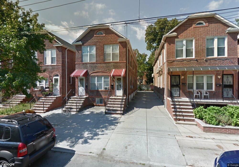 2922 164th St, Flushing, NY 11358 - photo 1