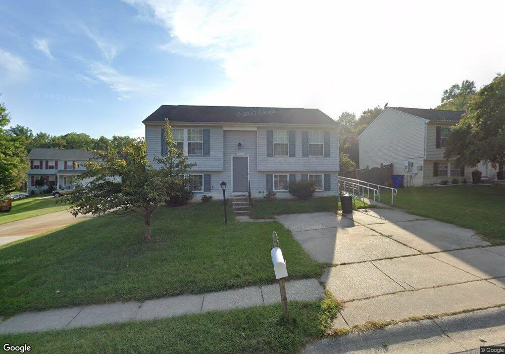 9379 Kings Grant Rd, Laurel, MD 20723 - photo 1