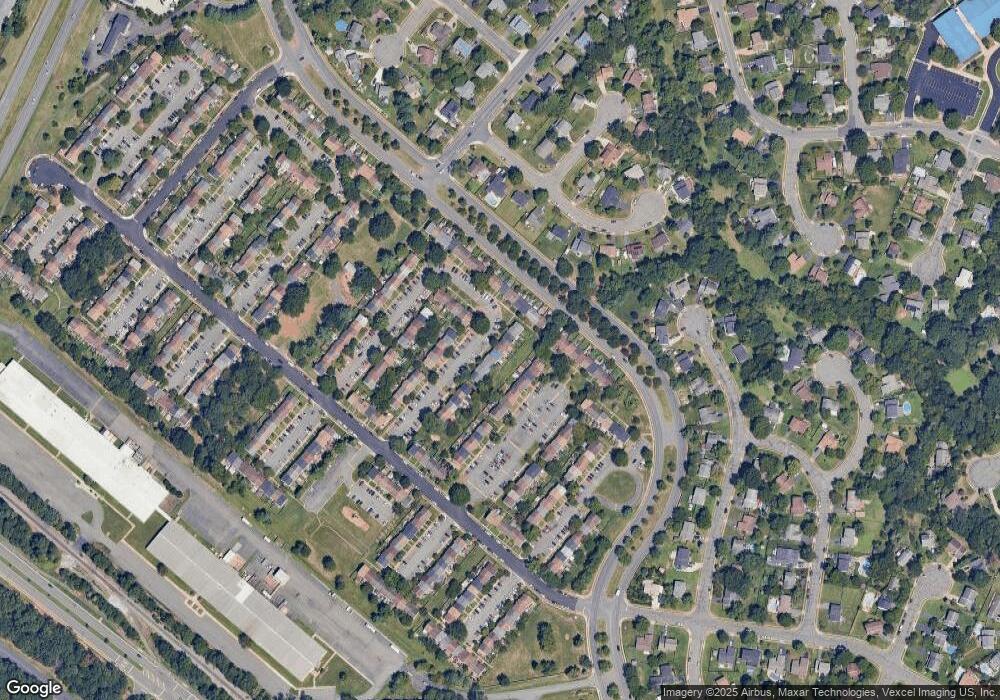 9074 Bonham Cir, Manassas, VA 20110 - photo 1