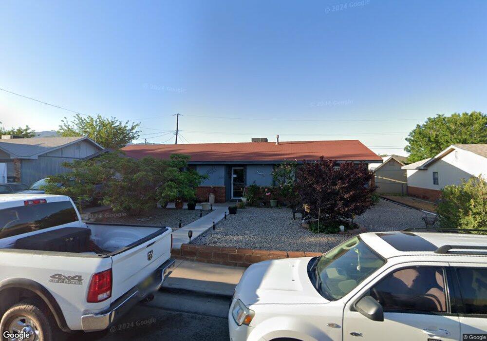 810 Azelia St, Alamogordo, NM 88310 - photo 1