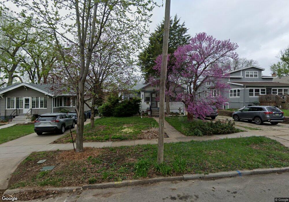 822 40th Place, Des Moines, IA 50312 - photo 1