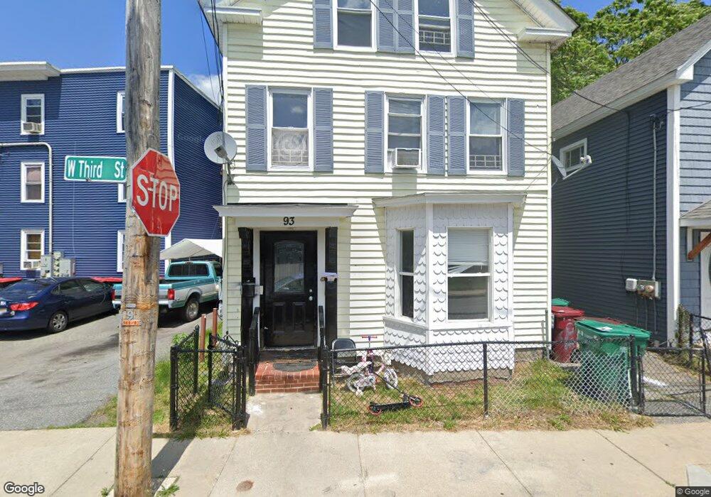 93 W 3rd St unit 2nd Floor, Lowell, MA 01850 - photo 1