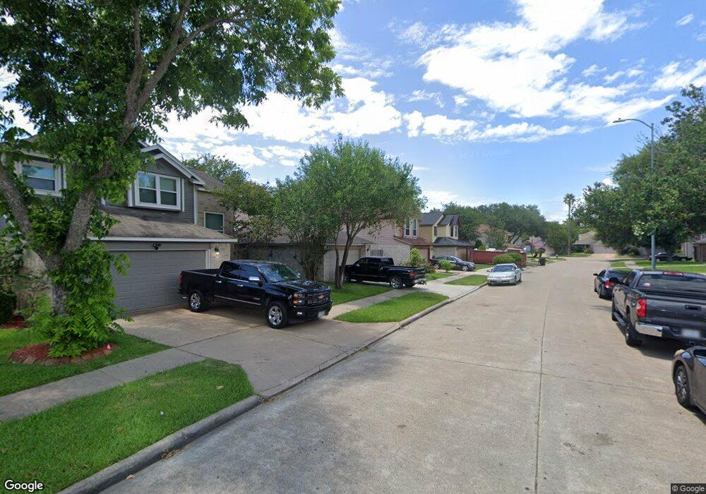 8815 Cold Lake Dr, Houston, TX 77088 - photo 1