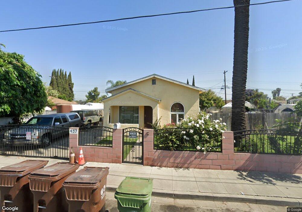 437 W Cherry St, Compton, CA 90222 - photo 1