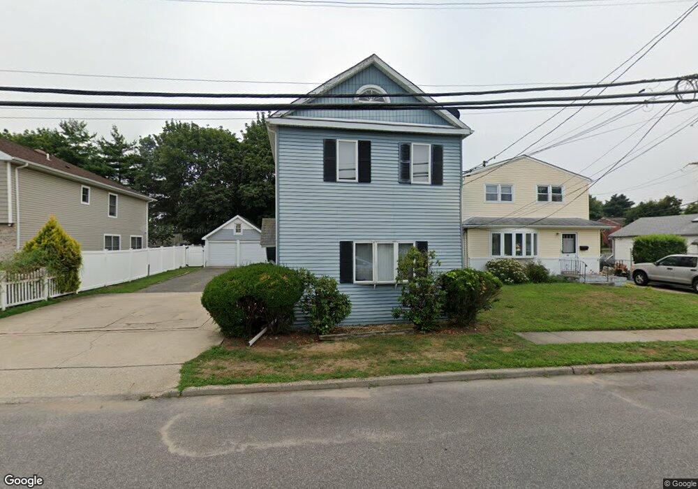 21 16th St, Hicksville, NY 11801 - photo 1