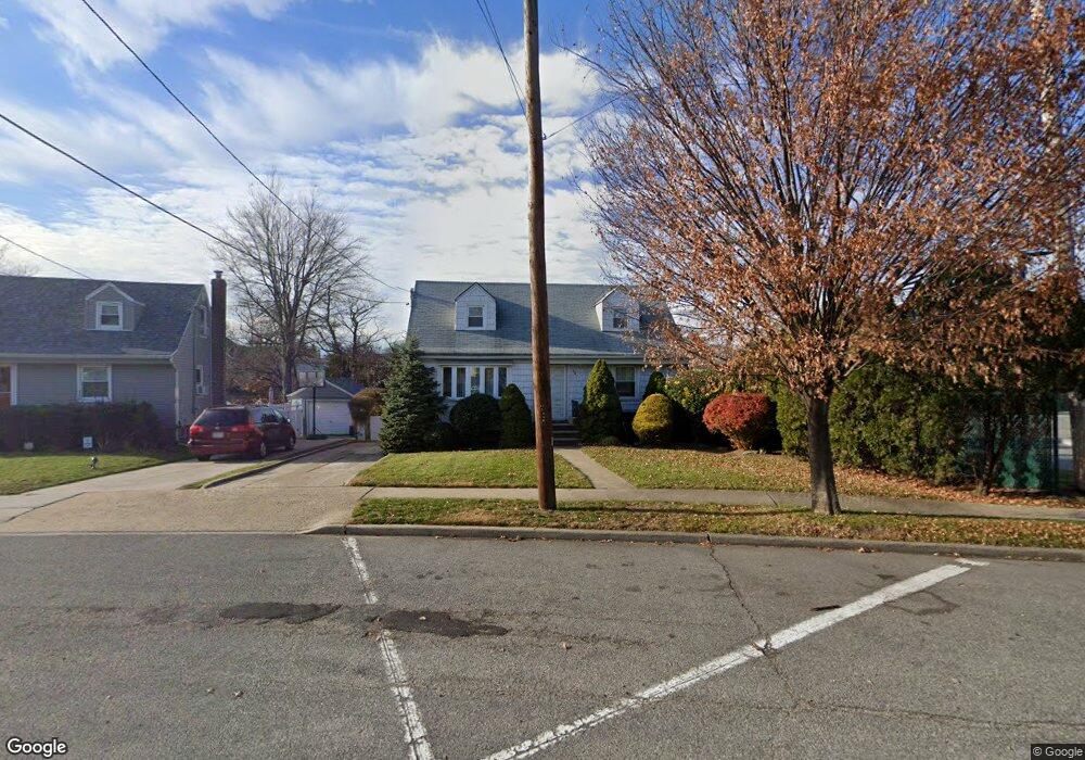 772 N Corona Ave, Valley Stream, NY 11580 - photo 1