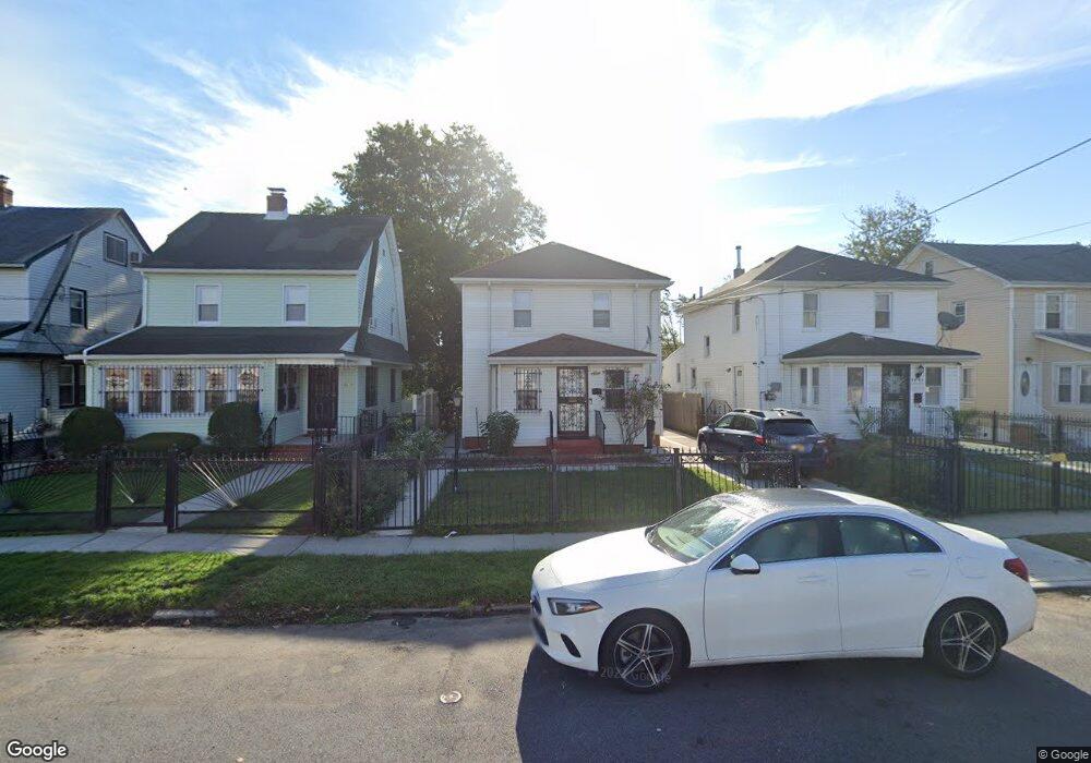 9441 199th St, Hollis, NY 11423 - photo 1