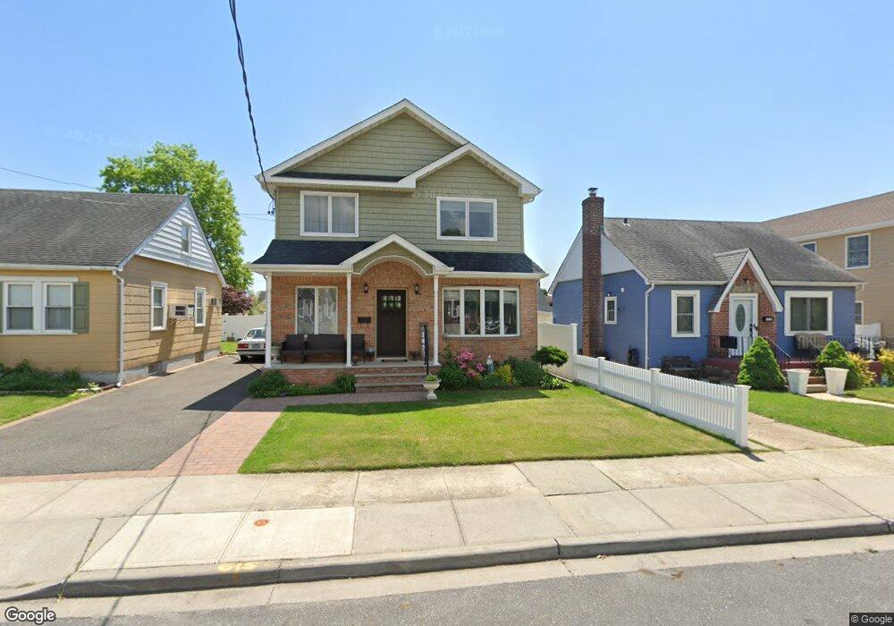 93 Carukin St, Franklin Square, NY 11010 - photo 1