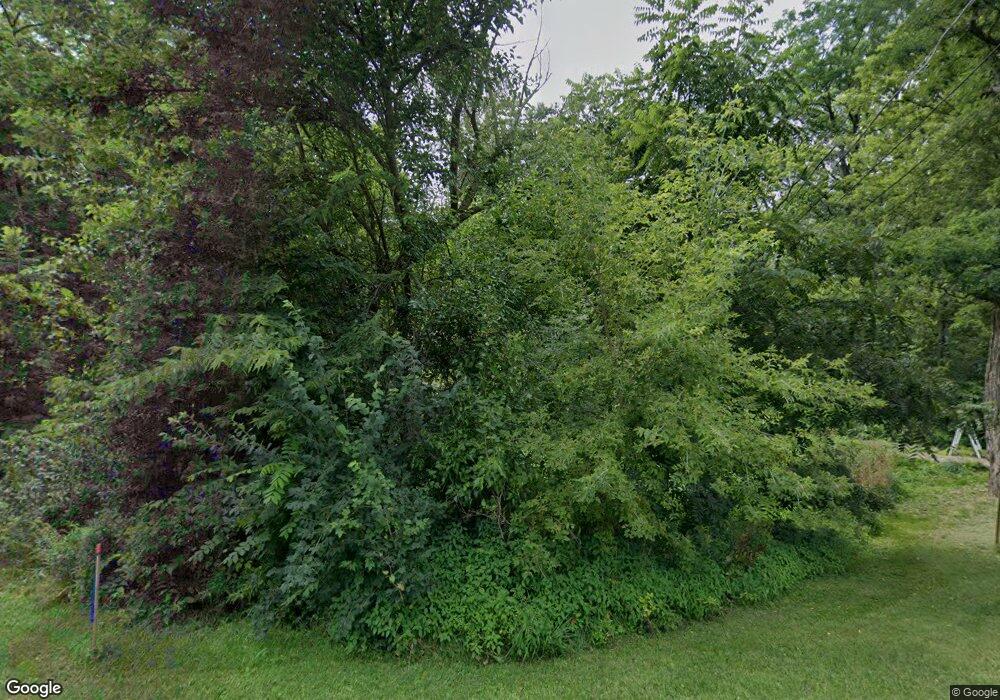 360 N Mill St, Freeport, IL 61032 - photo 1