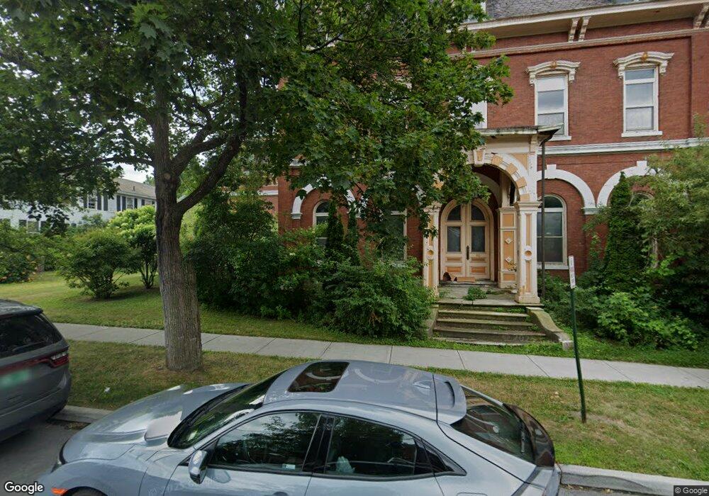 86 Center St unit 3, Rutland, VT 05701 - photo 1