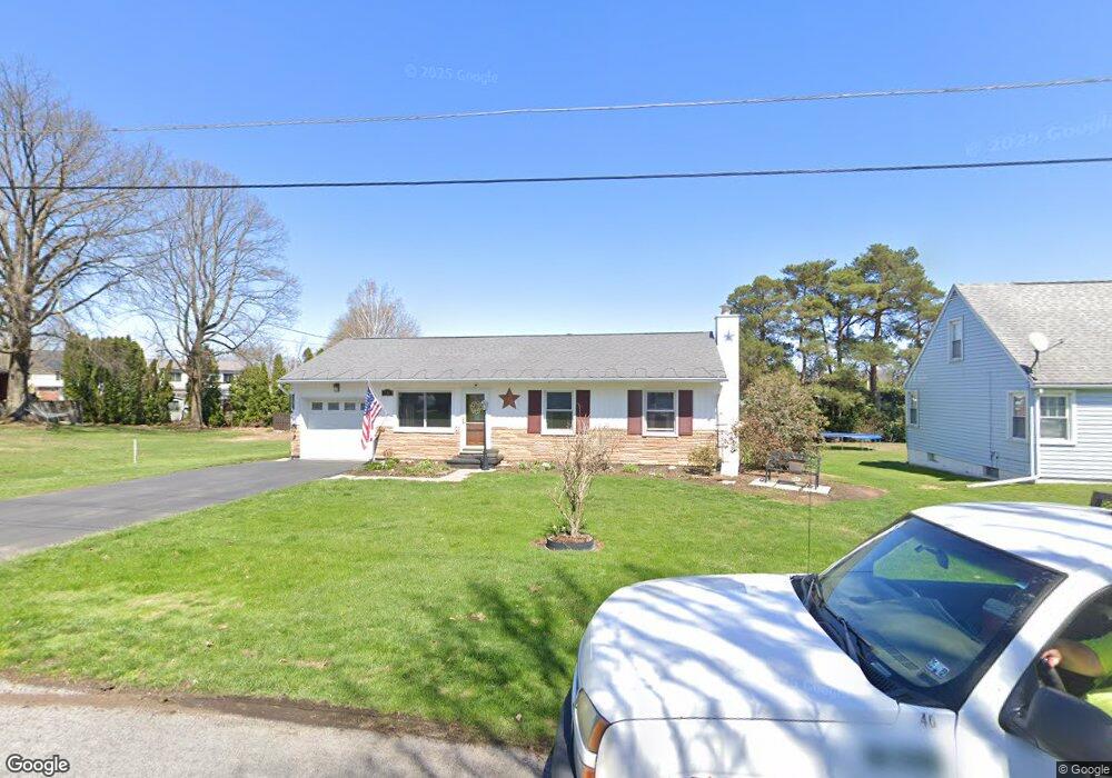 433 Dickinson St, Johnstown, PA 15905 - photo 1