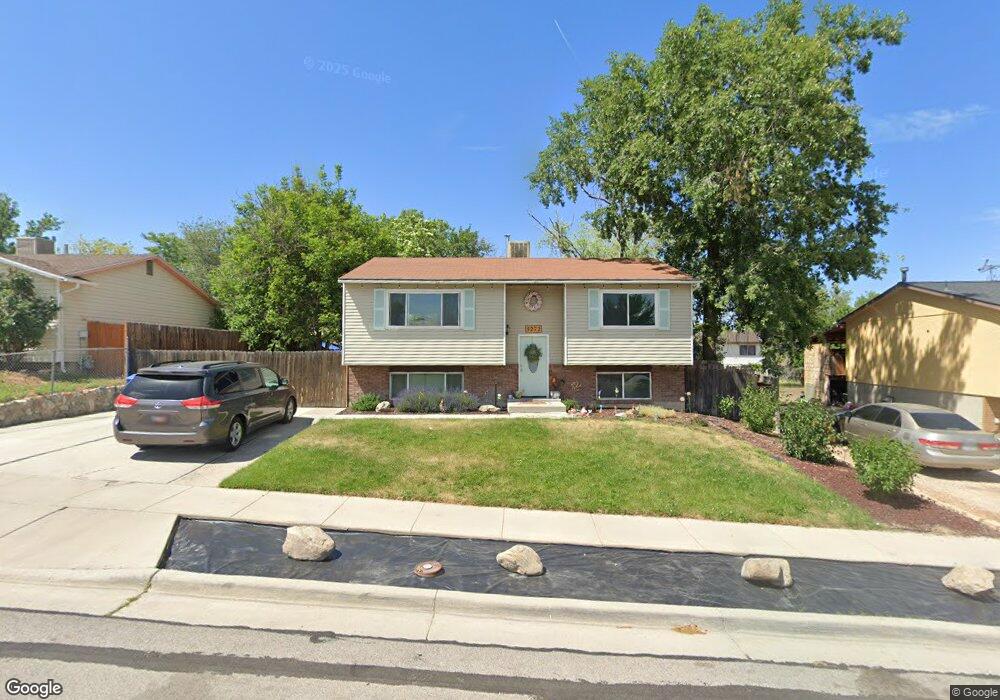 5272 Clematis Way, West Jordan, UT 84081 - photo 1