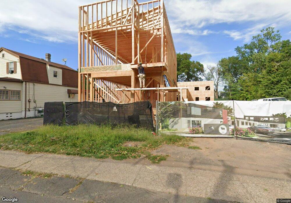 2481 Vauxhall Rd, Union, NJ 07083 - photo 1