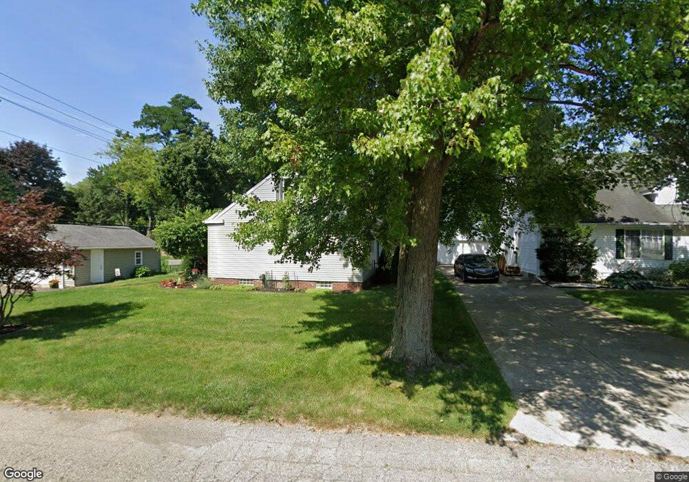 1550 Weymouth St, West Bloomfield, MI 48324 - photo 1