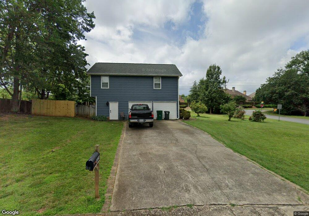 4876 Hawk Trail NE, Marietta, GA 30066 - photo 1