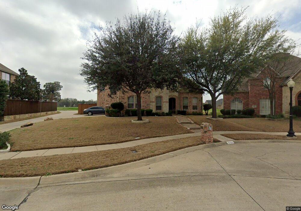 5704 Pepperridge Dr, Richardson, TX 75082 - photo 1