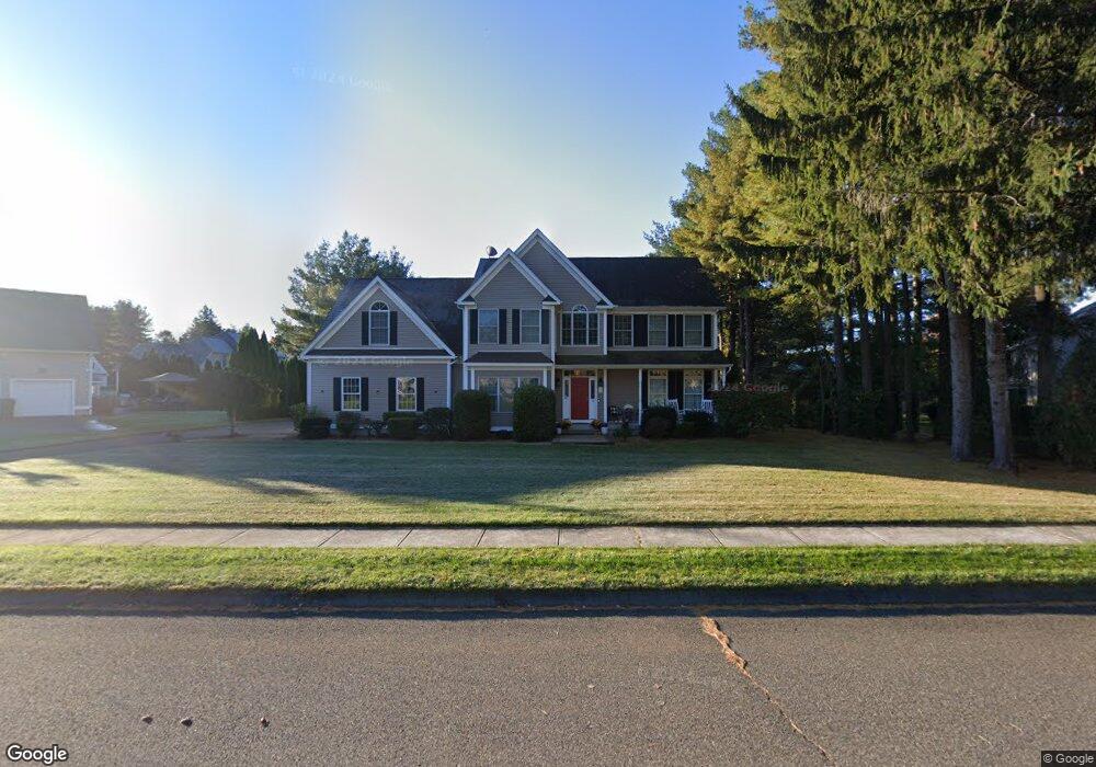 72 Cobblestone Dr, Plantsville, CT 06479 - photo 1