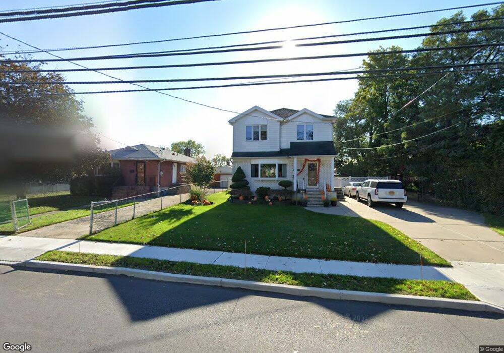 3892 Victory Blvd, Staten Island, NY 10314 - photo 1