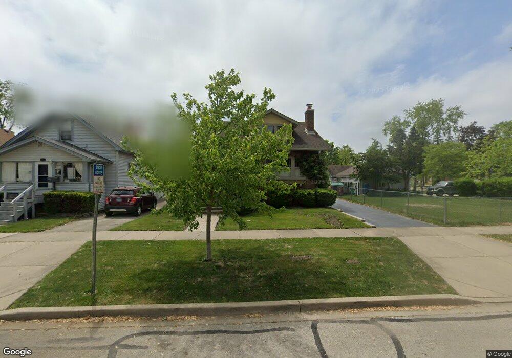 815 Greenview Ave, Des Plaines, IL 60016 - photo 1