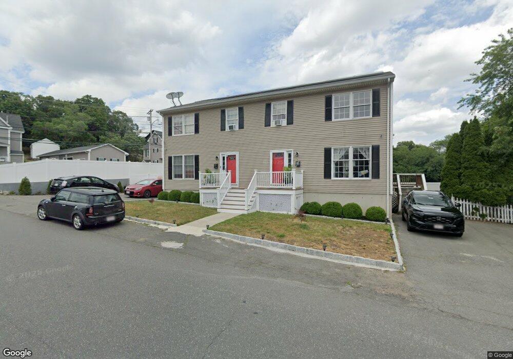 4 Seagirt Ave unit B, Saugus, MA 01906 - photo 1