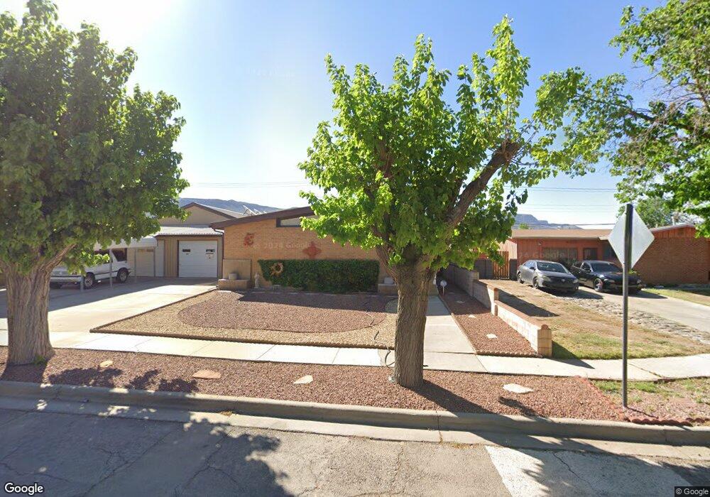 1504 Mountain View Ave, Alamogordo, NM 88310 - photo 1
