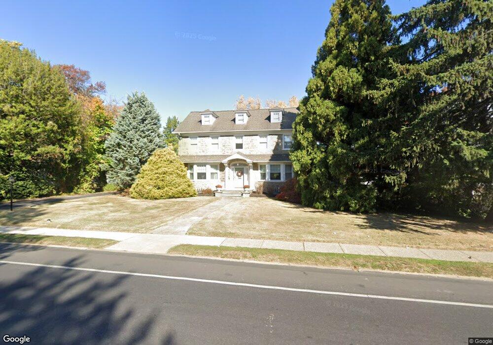 315 N Lansdowne Ave, Lansdowne, PA 19050 - photo 1