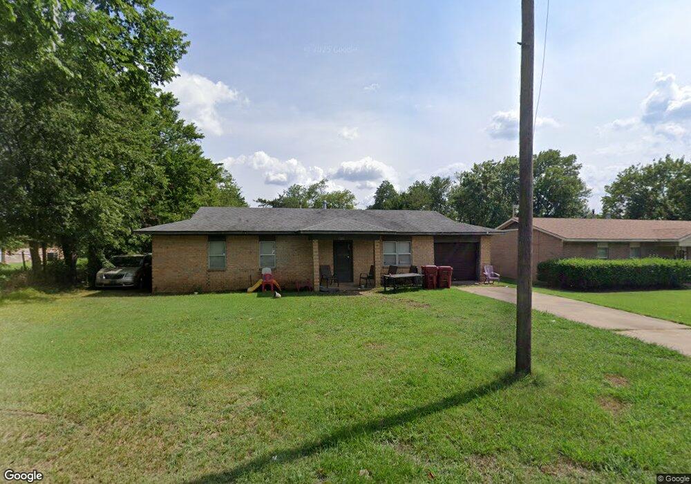 1203 W Dalton St, Hugo, OK 74743 - photo 1