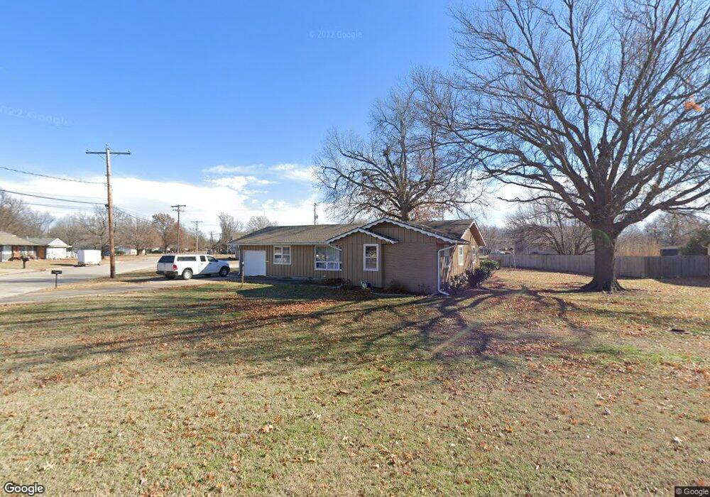 2920 Briggs Ave, Parsons, KS 67357 - photo 1