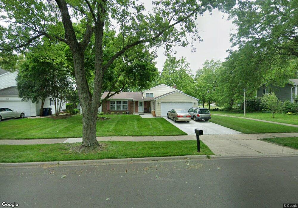 2013 Springside Dr, Naperville, IL 60565 - photo 1