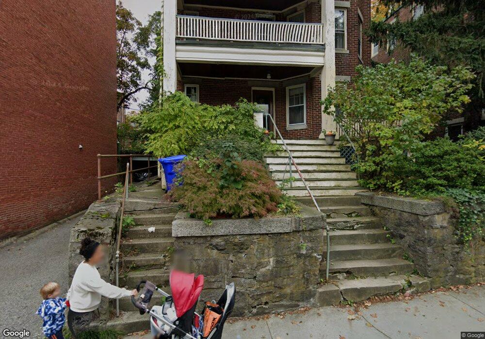 82 Walnut St unit 2, Brookline, MA 02445 - photo 1