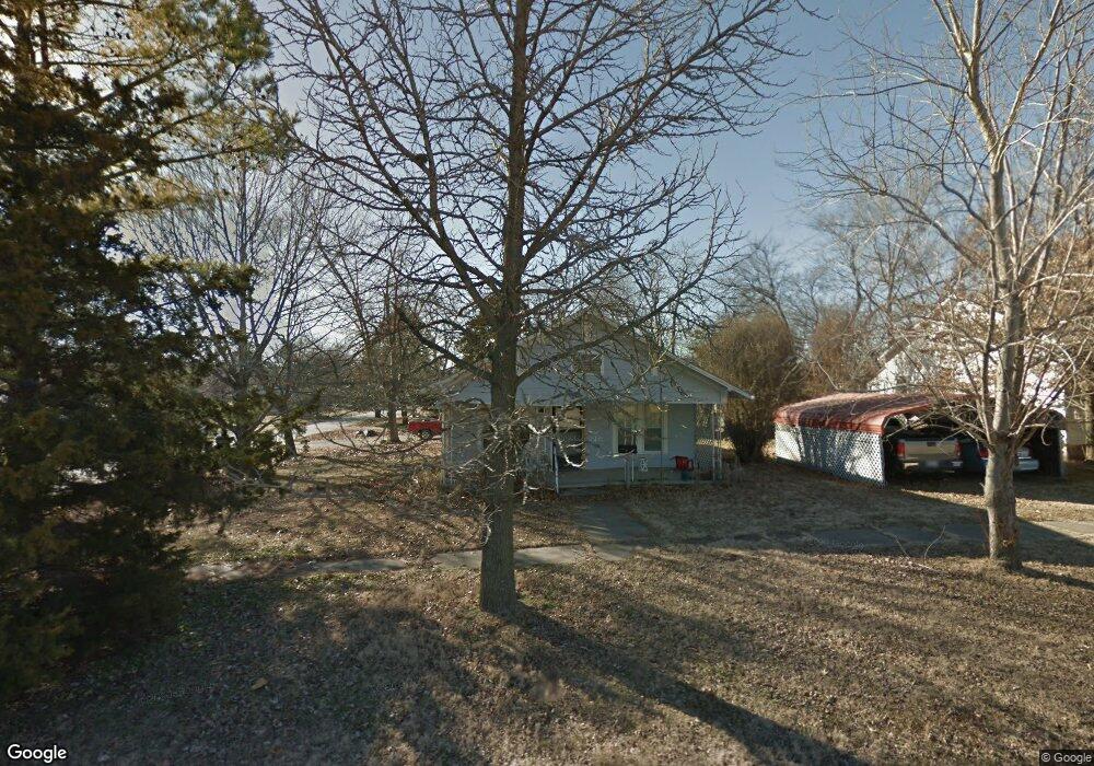 411 S 7th St, Henryetta, OK 74437 - photo 1