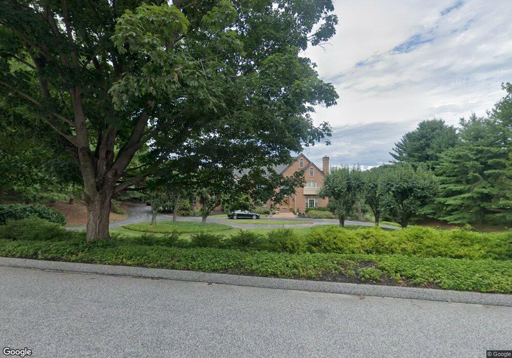 900 Hillstead Dr, Lutherville Timonium, MD 21093 - photo 1