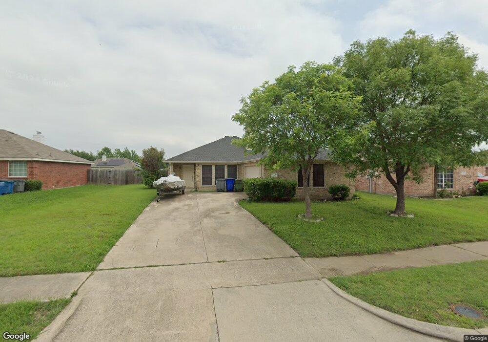 112 N Rolling Meadows Dr, Wylie, TX 75098 - photo 1