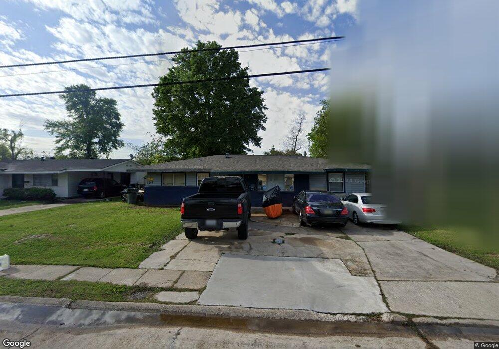 1316 Meadow Dr, Lake Charles, LA 70607 - photo 1