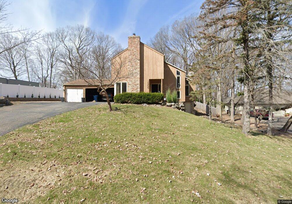 16400 Limerick Ln, Minnetonka, MN 55345 - photo 1