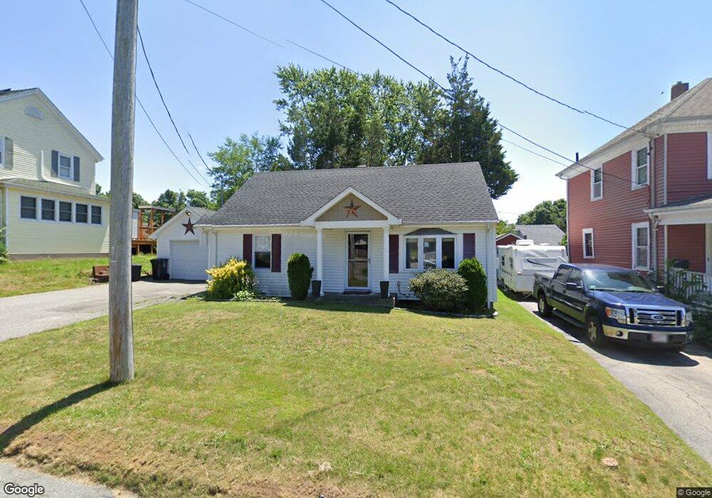 52 Metacomet Ave, Swansea, MA 02777 - photo 1