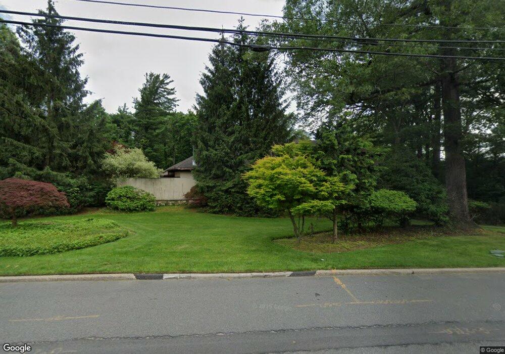 11 Berkeley Dr, Tenafly, NJ 07670 - photo 1