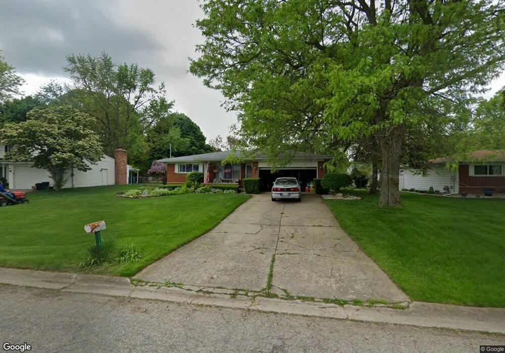 1119 Trotwood Ln, Flint, MI 48507 - photo 1