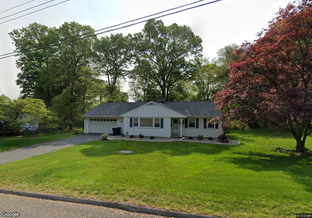 112 Suzanne Cir, Trumbull, CT 06611 - photo 1