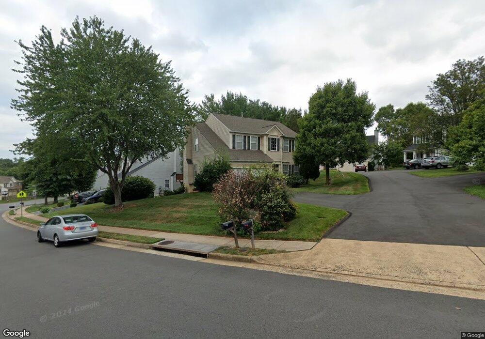 46450 Cedarhurst Dr, Sterling, VA 20165 - photo 1