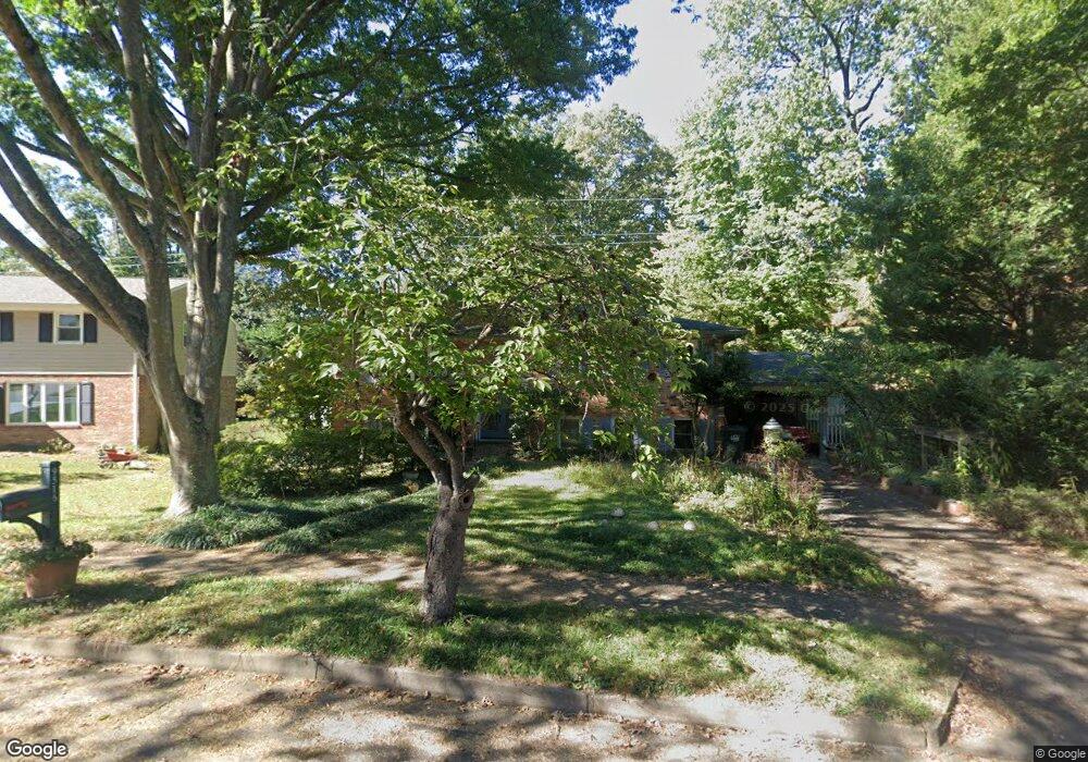 9516 Rockport Rd, Vienna, VA 22180 - photo 1