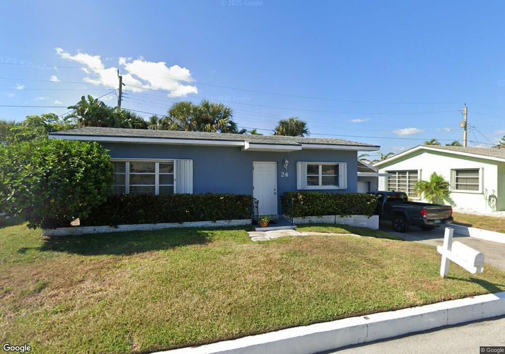 24 Douglas Dr, Ocean Ridge, FL 33435 - photo 1