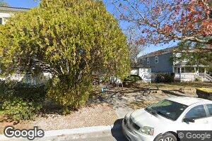 770 E Waldburg St, Savannah, GA 31401