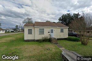 576 Clayton Dr, Norco, LA 70079