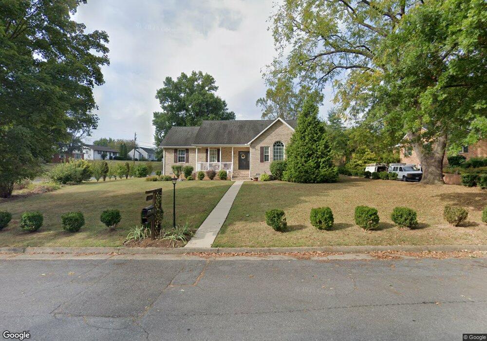 1231 Boxwood Cir, Waynesboro, VA 22980 - photo 1