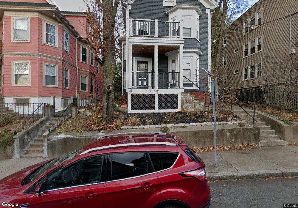 225 Summer St unit 2, Somerville, MA 02143 - photo 1